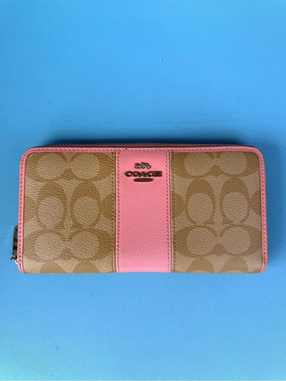 Coach Pink Trim Signature Zip Wallet AUTHENTIC